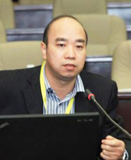 董小鹏